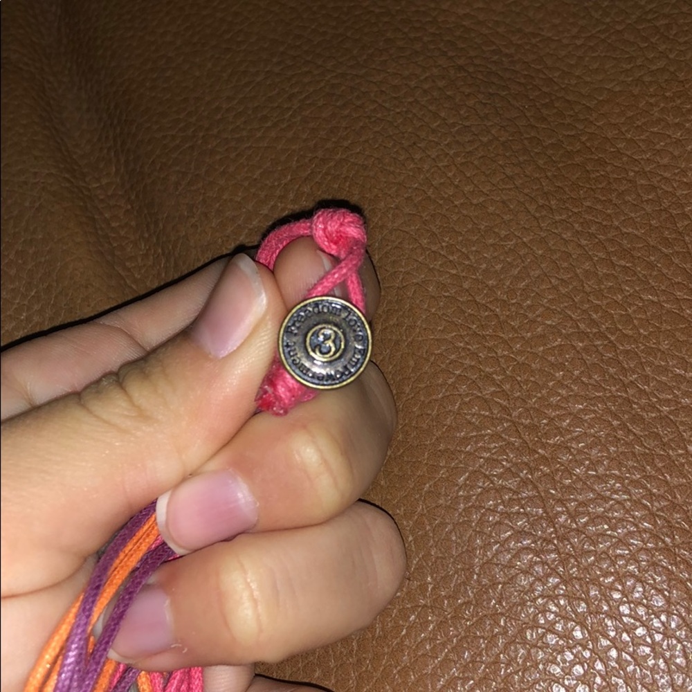 šBracelet - Picture 3 of 5